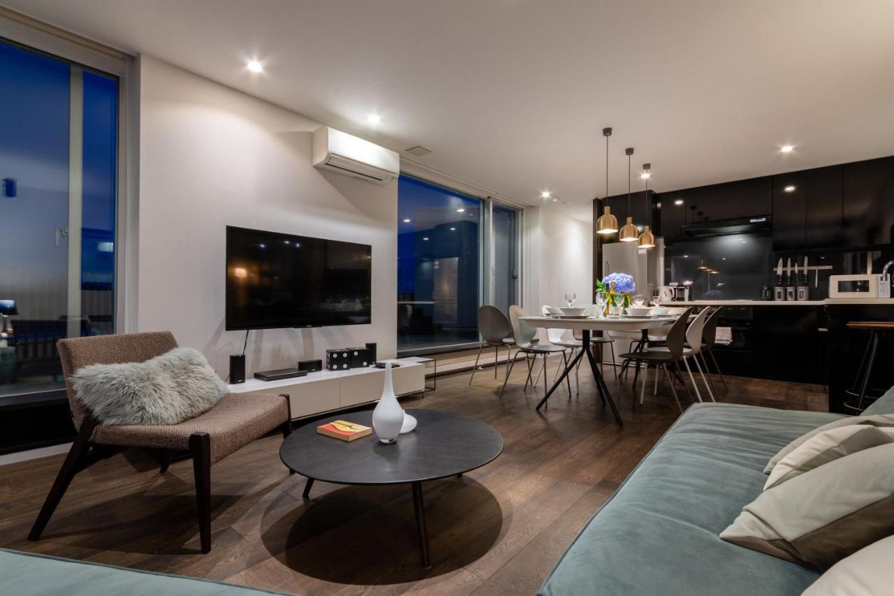Kira Kira Suites By H2 Life Куття Екстер'єр фото